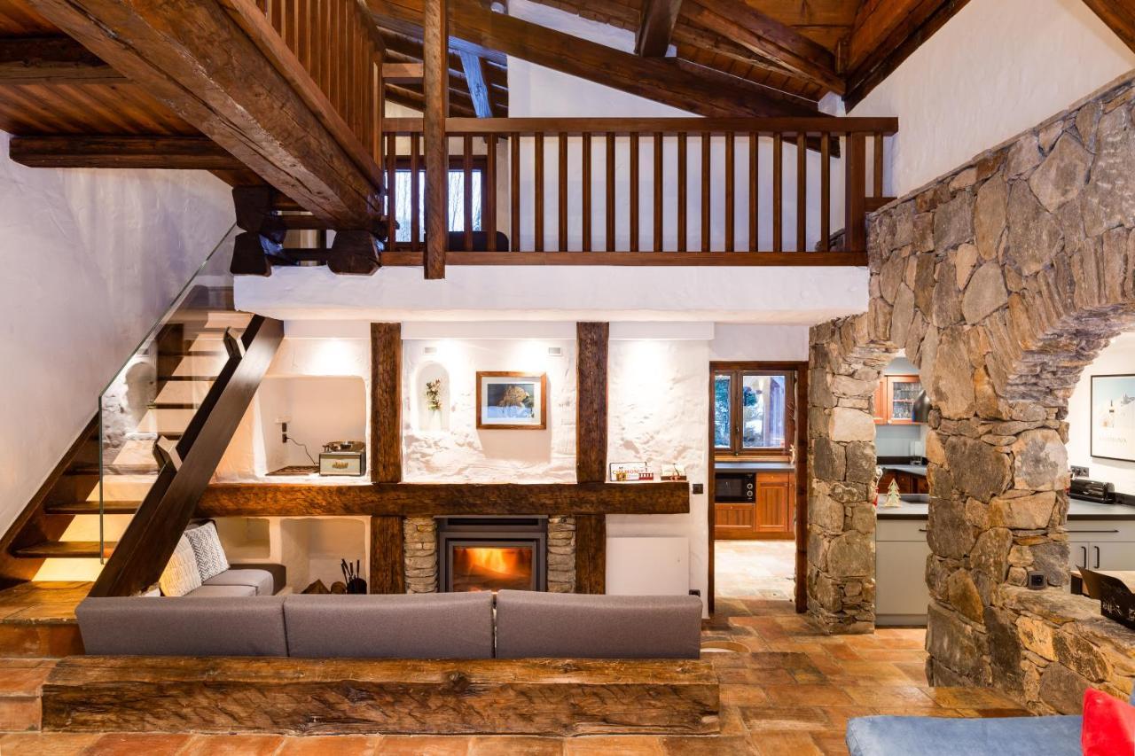 Chalet Les Praz - 280Sqm - Sauna Cinema Fitness - 5 Bedrooms In Heart Of Les Praz - By Cozee Rentals Chamonix Exteriör bild